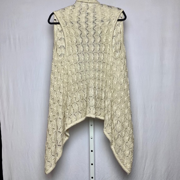 Forever 21 Womenʻs Cream Sleeveless Open Knit Draped Cardigan Vest Medium - Picture 7 of 8